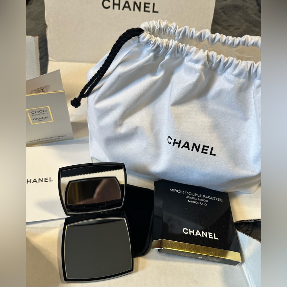 CHANEL Black Compact Mirror with White Pouch